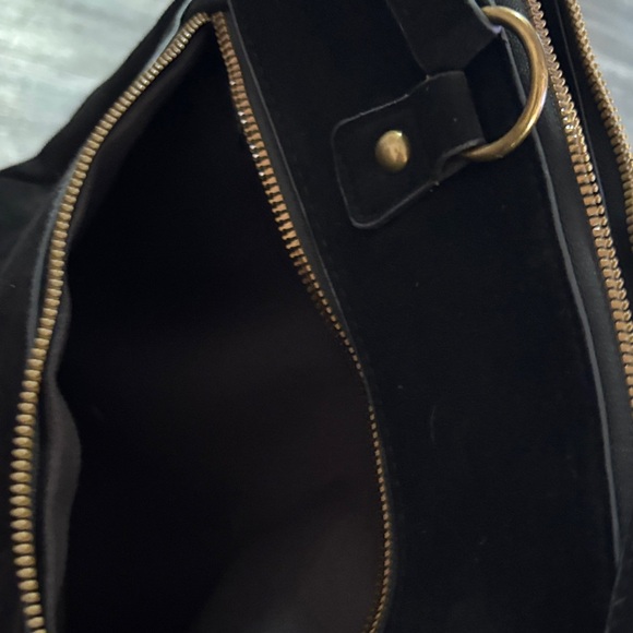 Elegant Black Vegan Tote Bag - Picture 5 of 5
